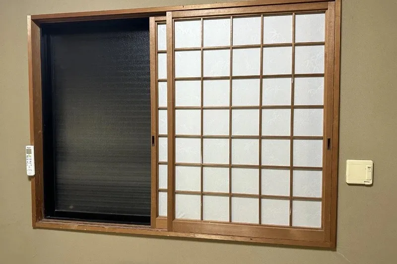 障子がある窓 Before